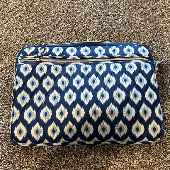 Lenovo Laptop with dvd player - Picture 7 of 7